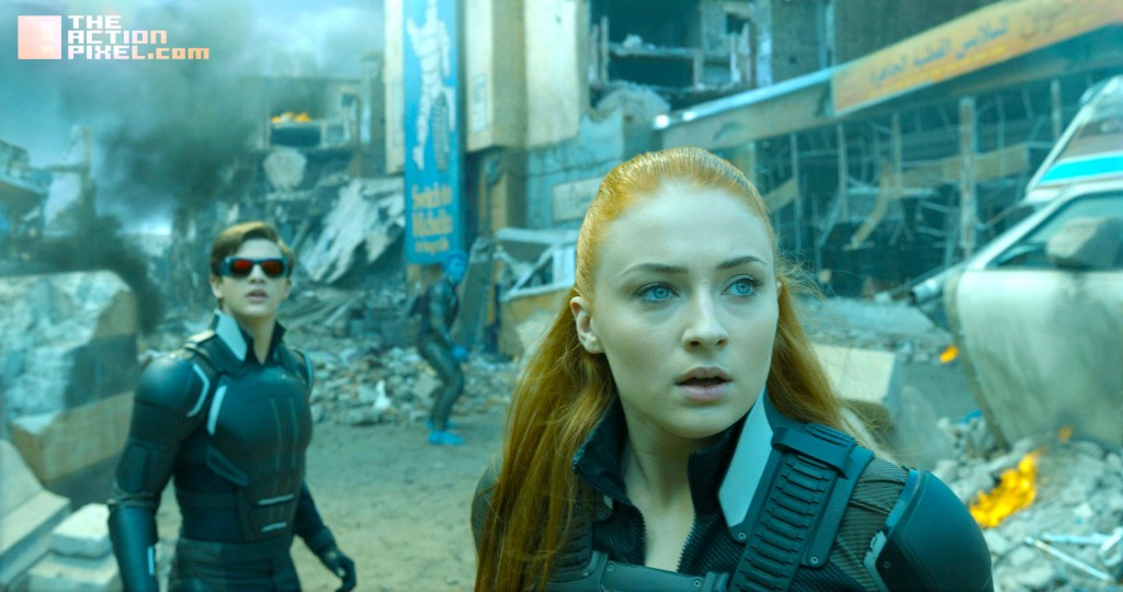 xmen apocalypse Tye Sheridan as Cyclops and Sophie Turner as Jean Grey 